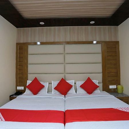 מוסורי Oyo 39066 Hotel Star View מראה חיצוני תמונה