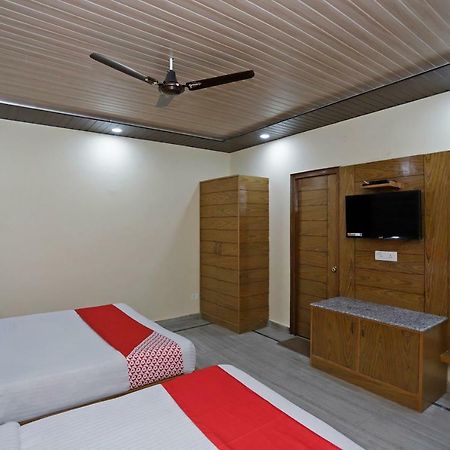 מוסורי Oyo 39066 Hotel Star View מראה חיצוני תמונה
