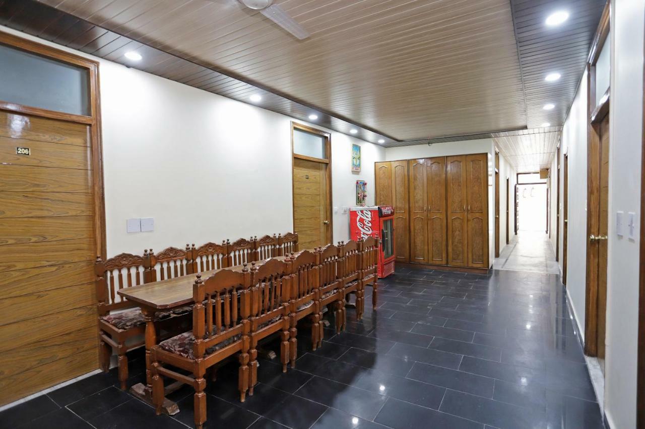 מוסורי Oyo 39066 Hotel Star View מראה חיצוני תמונה
