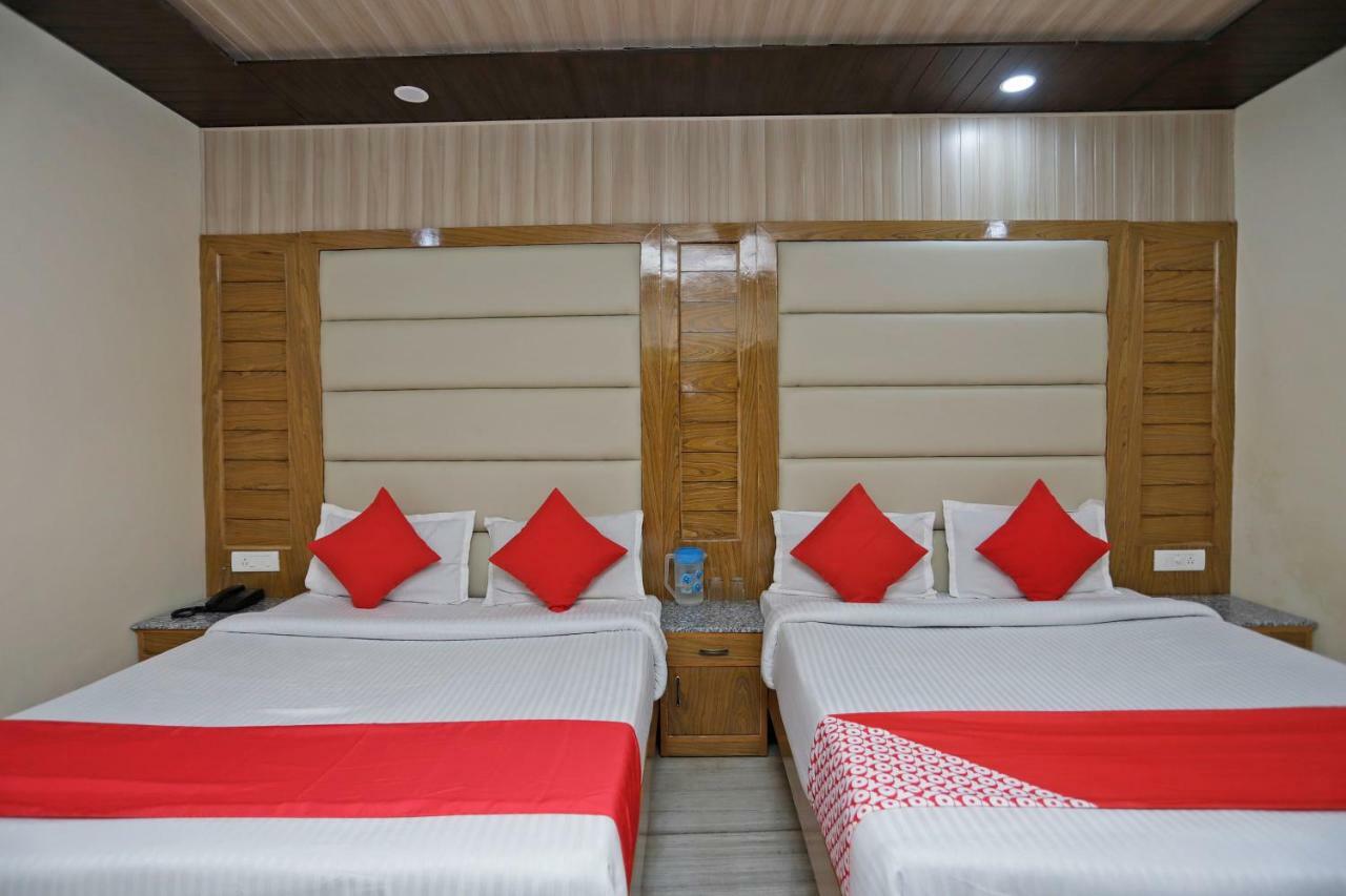 מוסורי Oyo 39066 Hotel Star View מראה חיצוני תמונה