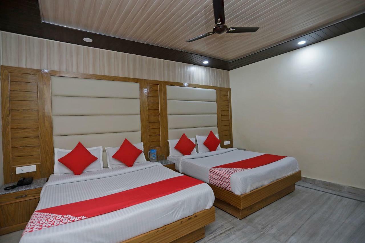 מוסורי Oyo 39066 Hotel Star View מראה חיצוני תמונה